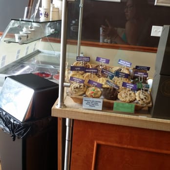 Insomnia Cookies - Desserts Near Me - Orlando, Florida