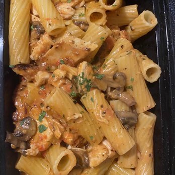 Bravo! Italian Kitchen - Pasta Bravo: Grilled chicken, rigatoni, mushrooms, roasted red pepper cream sauce. $17.99 - Italian Near Me - Columbus, Ohio Bravo! Italian Kitchen - Pasta Bravo: Grilled chicken, rigatoni, mushrooms, roasted red pepper cream sauce. $17.99 - Italian Near Me - Columbus, Ohio