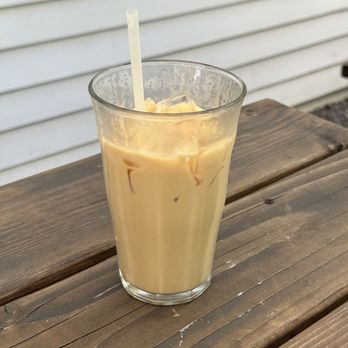 Surf Camp Coffee - Vanilla latte - Coffee & Tea Near Me - Waimea, Hawaii