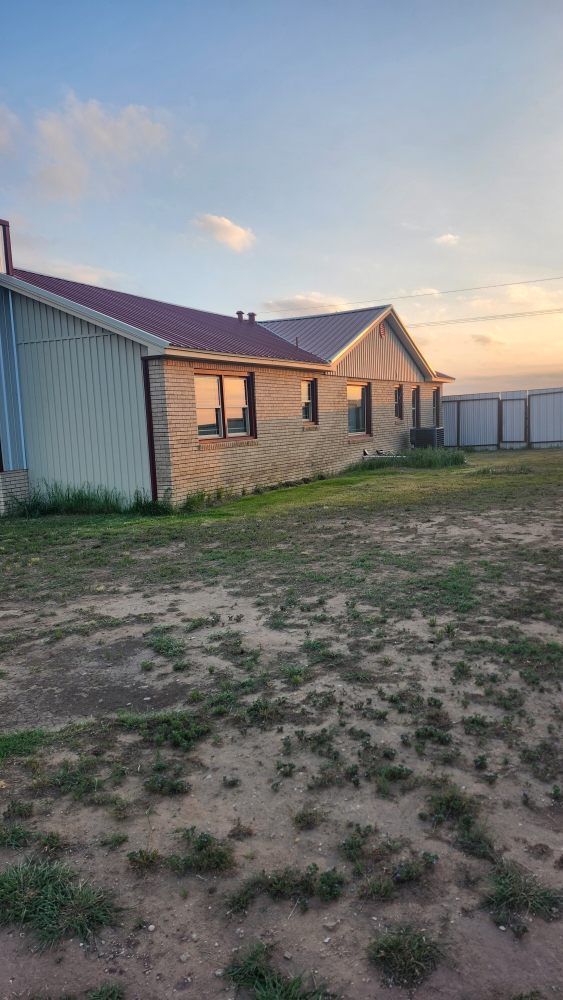 Slide of W.T. Enterprises