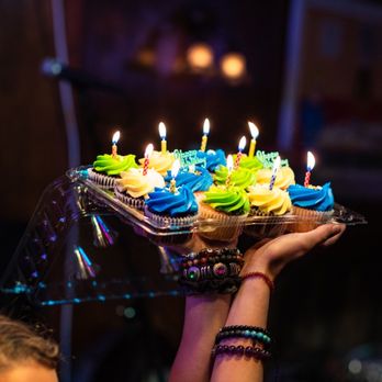 Maui Sugar Mill Saloon - Bday - Dive Bars Near Me - Tarzana, California