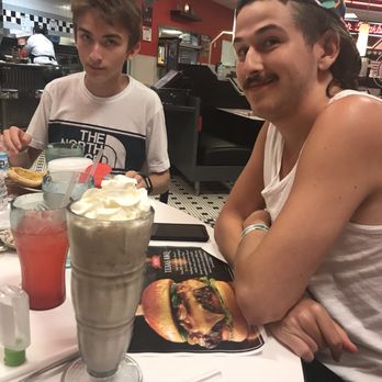 Steak ’n Shake - Burgers Near Me - Springfield, Illinois