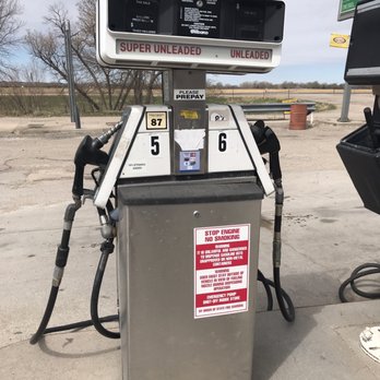 Ranchland Mini Mart - Old style pump - Gas Stations Near Me - Maxwell, Nebraska