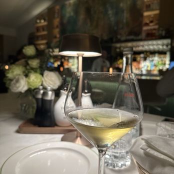 Novikov - Mediterranean Near Me - Beverly Hills, California