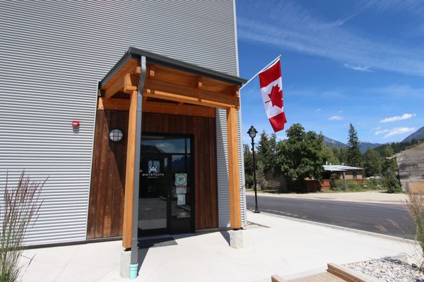 Whitetooth Brewing Company by null