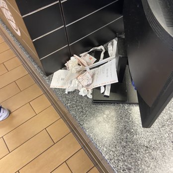 Burger King - Counter Top - Burgers Near Me - Cortland, New York