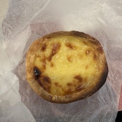 Pastel de nata (egg tart)