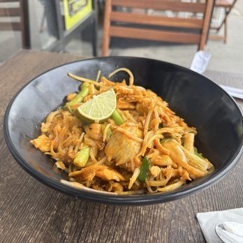 Soi OB - Pad Thai w/Chicken - Noodles Near Me - San Diego, California Soi OB - Pad Thai w/Chicken - Noodles Near Me - San Diego, California
