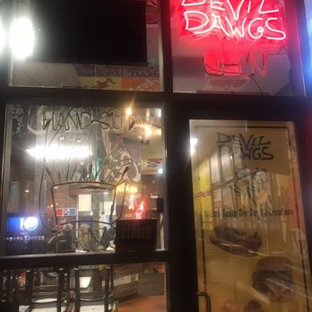 Devil Dawgs - South State - As you can see from the screen shot they are closed early - Hot Dogs Near Me - Chicago, Illinois Devil Dawgs - South State - As you can see from the screen shot they are closed early - Hot Dogs Near Me - Chicago, Illinois