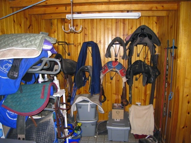 Sangamon River Stables - equestrian in White Heath, IL