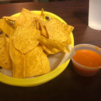 El Cantaro - Complimentary chips n salsa - Mexican Near Me - Monterey, California