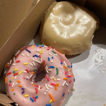 Dun-Well Doughnuts - Strawberry Sprinkle and Peanut Butter and Jelly - Donuts Near Me - Brooklyn, New York Dun-Well Doughnuts - Strawberry Sprinkle and Peanut Butter and Jelly - Donuts Near Me - Brooklyn, New York