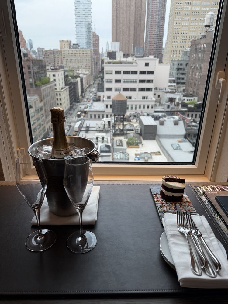Four Seasons Hotel