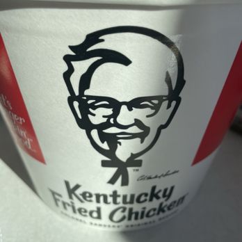 KFC - Fast Food Near Me - Charlottesville, Virginia