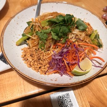 Basil & Co - Pad Thai - Thai Near Me - Diamond Bar, California