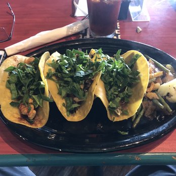Rob’s Rum Kitchen - Tacos brisket, shrimp and grilled mahi mahi - Caribbean Near Me - Waveland, Mississippi