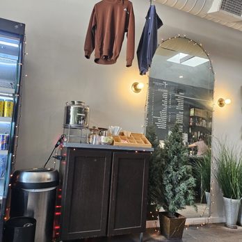 Ponsonby Road Cafe - Cafes Near Me - Los Angeles, California