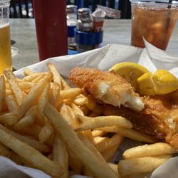Bayview Inn Restaurant Bar - Fish n chips