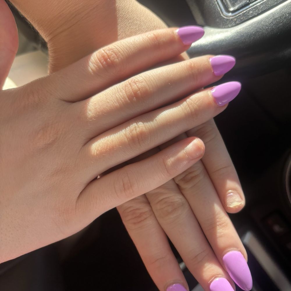 broken nails after 2-3 days... broken nails after 2-3 days...