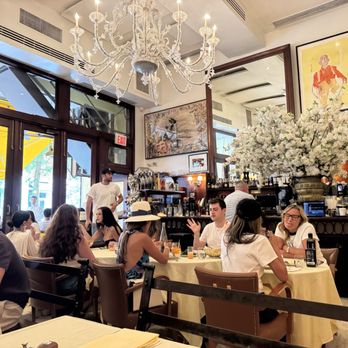 Cipriani Downtown - Great atmosphere - Italian Near Me - New York, New York Cipriani Downtown - Great atmosphere - Italian Near Me - New York, New York