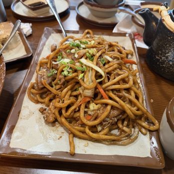 Dumpling U - Shanghai fried noodles - Chinese Near Me - Fresno, California Dumpling U - Shanghai fried noodles - Chinese Near Me - Fresno, California