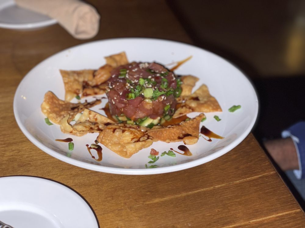 Three OAK Steakhouse