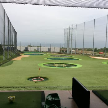 Topgolf - Golf Near Me - Schaumburg, Illinois