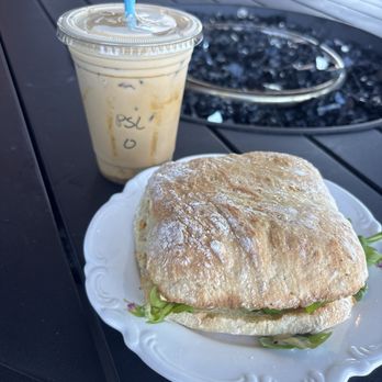 UnionPark Coffee and Cocktails - The Union sandwich and Pumpkin Spiced Latte - Cocktail Bars Near Me - Canton, Ohio UnionPark Coffee and Cocktails - The Union sandwich and Pumpkin Spiced Latte - Cocktail Bars Near Me - Canton, Ohio