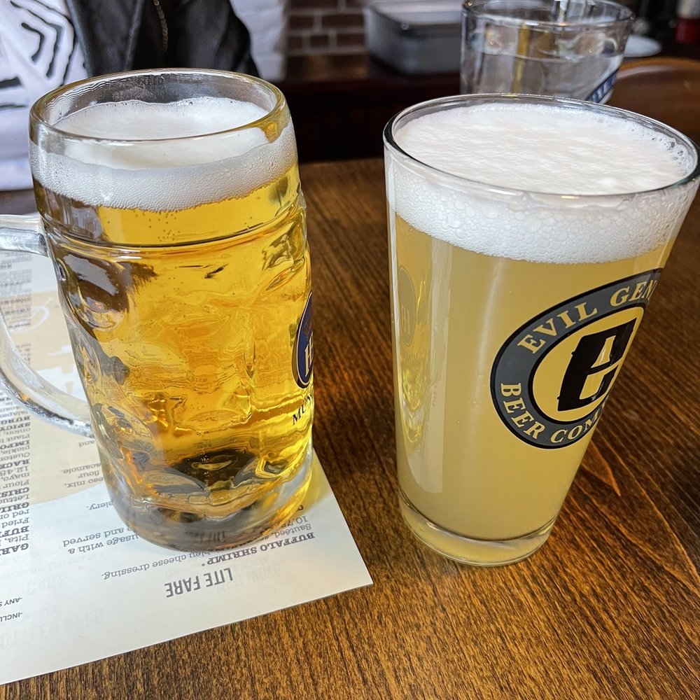 Race Street Cafe - Beers - Bars Near Me - Philadelphia, Pennsylvania Race Street Cafe - Beers - Bars Near Me - Philadelphia, Pennsylvania