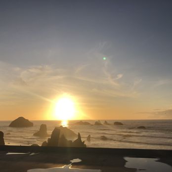 Sunset Oceanfront Lodging - Hotels Near Me - Bandon, Oregon Sunset Oceanfront Lodging - Hotels Near Me - Bandon, Oregon