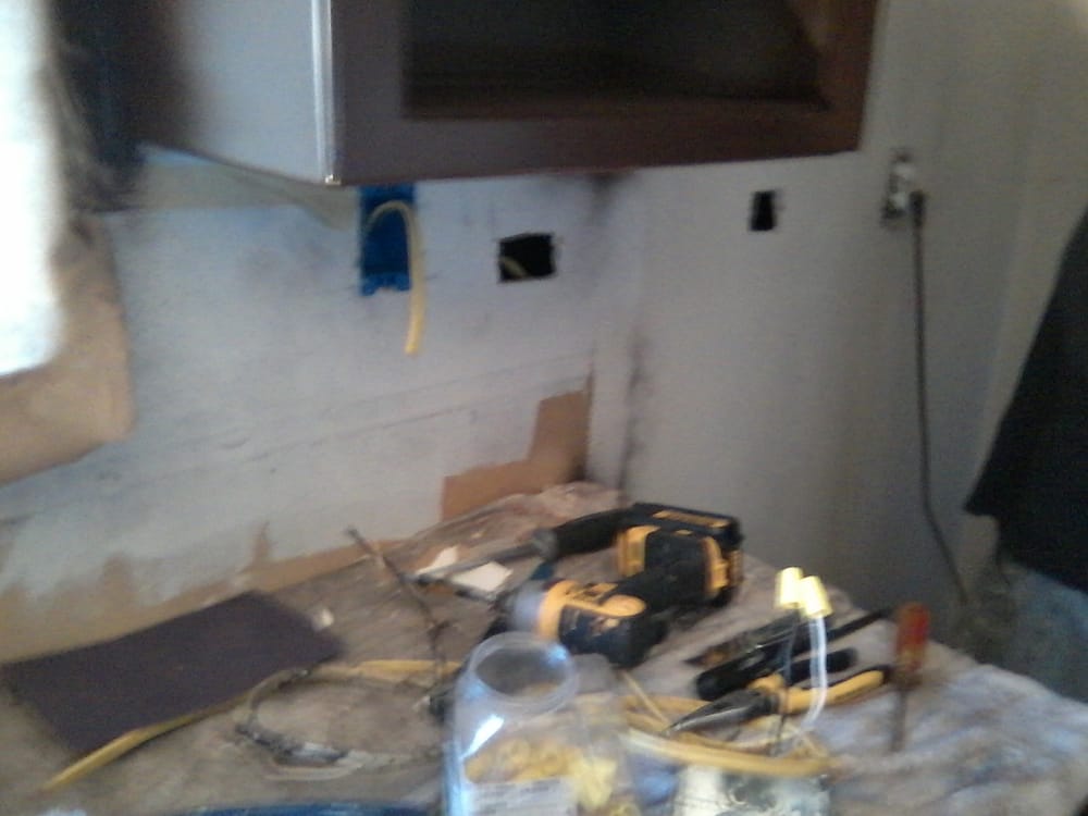 Slide of All Service Handyman and Electric