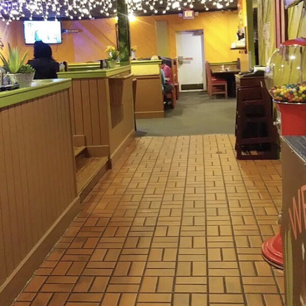 El Idolo - Upon walking in - Mexican Near Me - Bartlett, Tennessee
