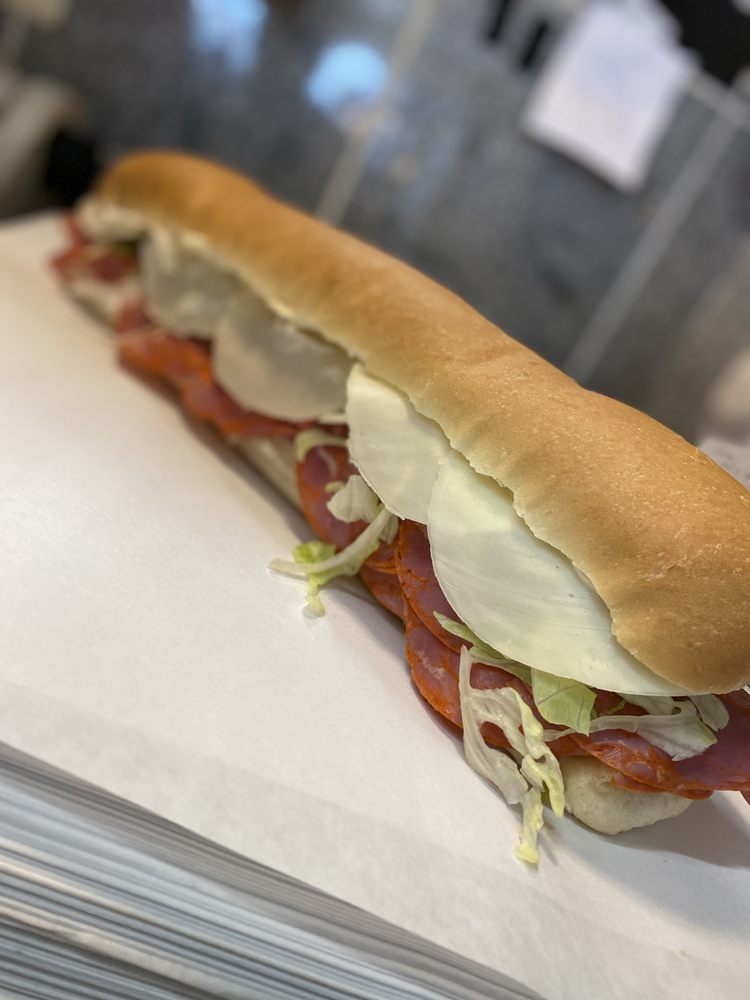 H & M PIZZA & GIANT GRINDER SHOP Updated September 2024 125 Photos