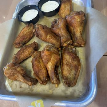 Buffalo Wild Wings - Wings w chipotle dry rub - Sports Bars Near Me - Navarre, Florida