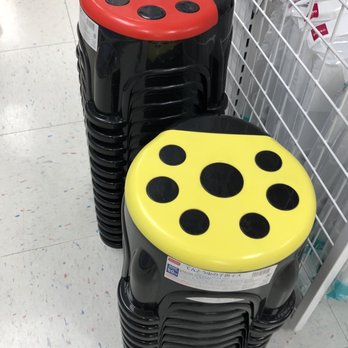 Daiso - Children chair - Discount Store Near Me - Honolulu, Hawaii
