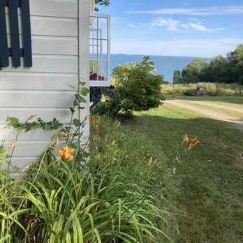The High Tide Inn - Cabin - Hotels Near Me - Camden, Maine The High Tide Inn - Cabin - Hotels Near Me - Camden, Maine