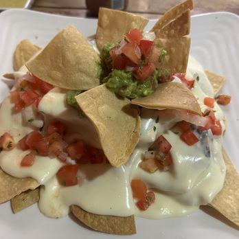 Los Tacos de Humo - nachos - Tacos Near Me - Isla Mujeres, ROO Los Tacos de Humo - nachos - Tacos Near Me - Isla Mujeres, ROO