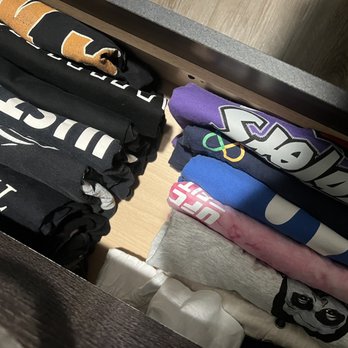 Sleek Home Organizer - T shirts - Home Organization Near Me Sleek Home Organizer - T shirts - Home Organization Near Me