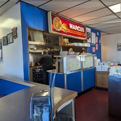 Marcus Hamburgers - The interior