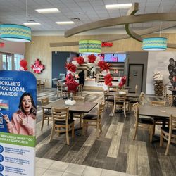 Quicklee's Fairport