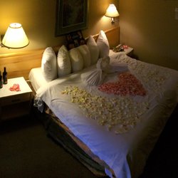 Tunnel Mountain Resort - The staff went well above and beyond for our stay! My GF proposed and did an amazing job.
