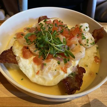 Echo - Taste & Sound - Shrimp and Grits - Cocktail Bars Near Me - Las Vegas, Nevada Echo - Taste & Sound - Shrimp and Grits - Cocktail Bars Near Me - Las Vegas, Nevada