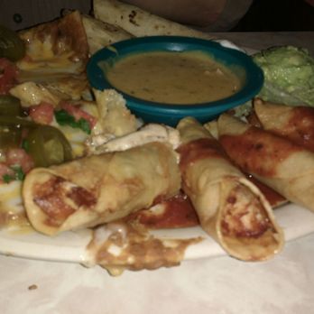 Chuy's - Appetizer plate - Tex-Mex Near Me - Kissimmee, Florida Chuy's - Appetizer plate - Tex-Mex Near Me - Kissimmee, Florida