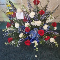 Jacques Flower Shop - Patriotic Floral arrangement by Jacques flower shop.
