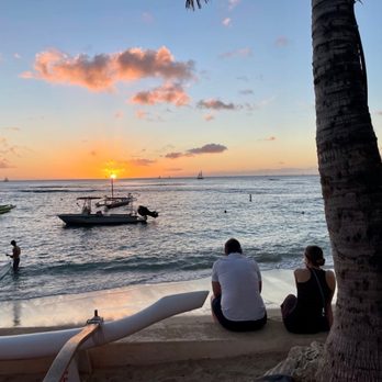 Outrigger Canoe Club - Sun set - Social Clubs Near Me - Honolulu, Hawaii Outrigger Canoe Club - Sun set - Social Clubs Near Me - Honolulu, Hawaii