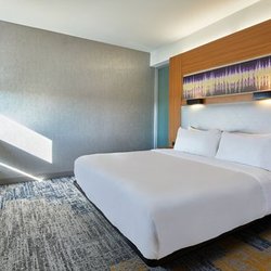 Aloft by Marriott Dulles Airport North