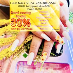 H&M Nails & Spa - Flowers designs, new trend for nails