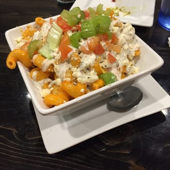 Herd And Horns - Buffalo Chicken Mac & Cheese - Sports Bars Near Me - Fargo, North Dakota Herd And Horns - Buffalo Chicken Mac & Cheese - Sports Bars Near Me - Fargo, North Dakota