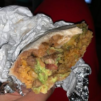 Lety's - I don't even want to take another bite because I don't want to be more disappointed - American Near Me - Fresno, California