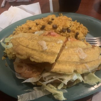 Ponce Restaurant - El Jibarito (Chicken) + Side of arroz con gandules - Puerto Rican Near Me - Chicago, Illinois Ponce Restaurant - El Jibarito (Chicken) + Side of arroz con gandules - Puerto Rican Near Me - Chicago, Illinois